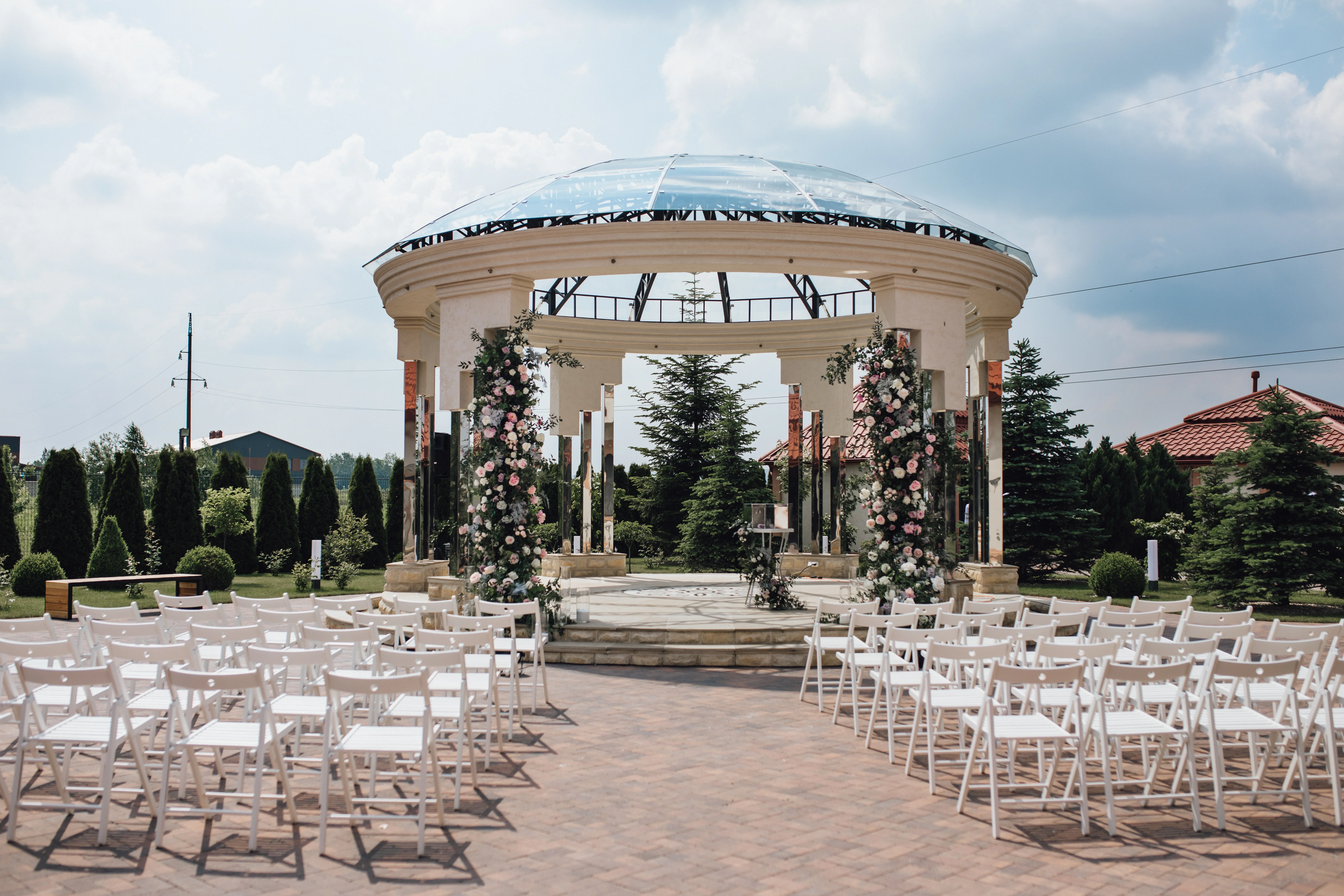 Wedding Venue Near Me: How to Shortlist Venues Within 5 km of Your Home